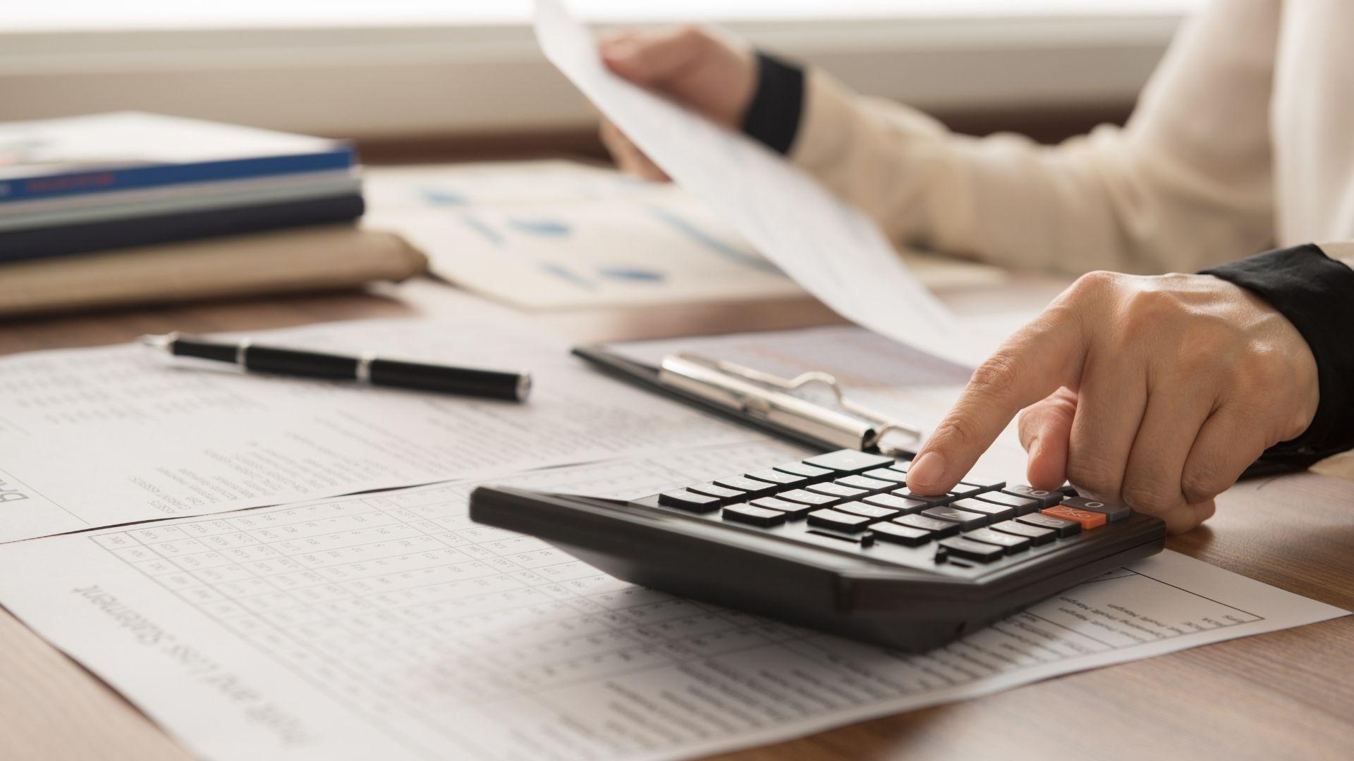 The Benefits of Hiring a Professional Accountant